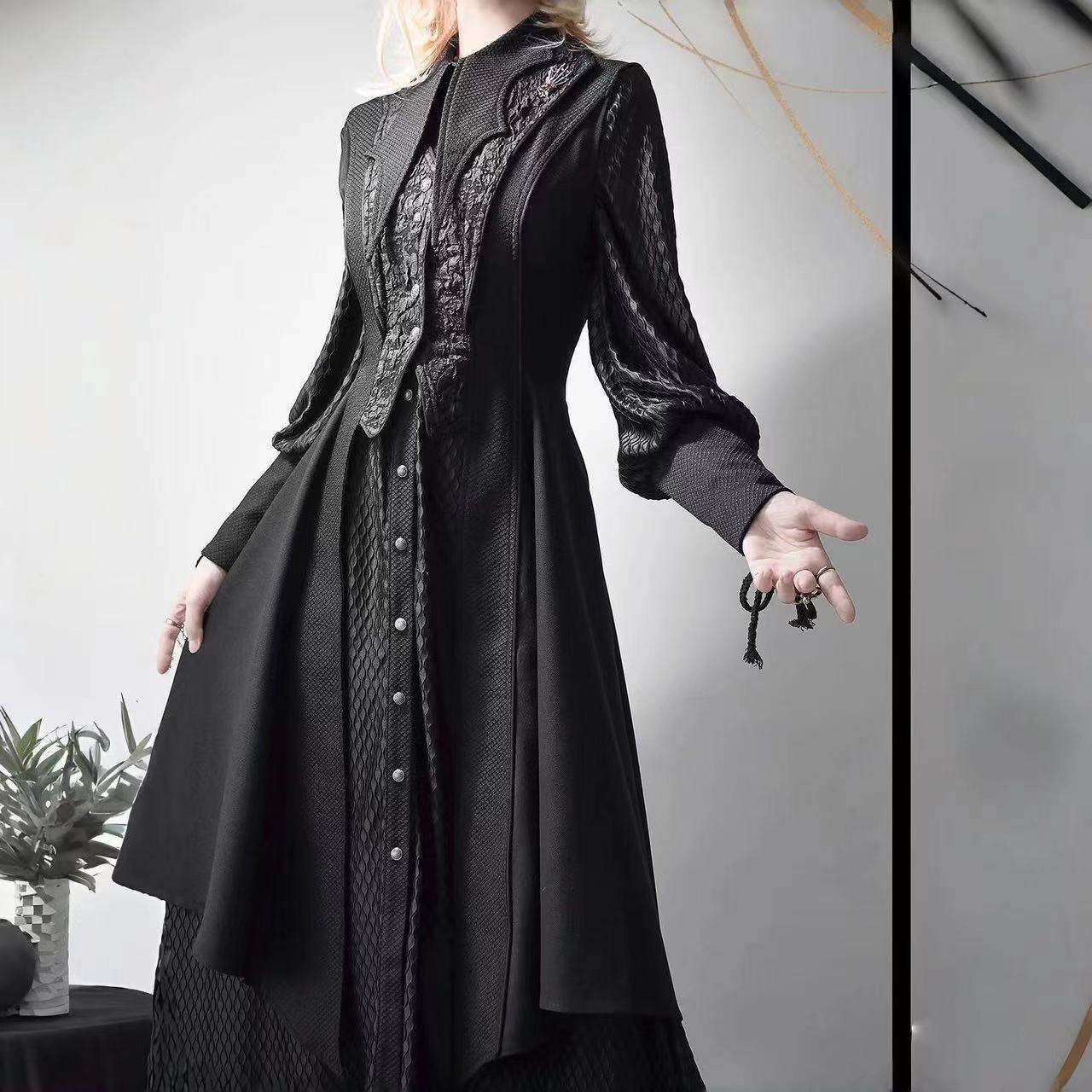 ダークブラックゴシックスタイルロリータ王子コスプレ衣装女性ニ - Photography Vest のレビューと価格